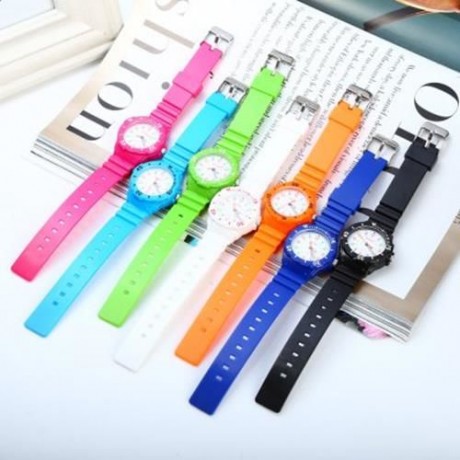 SKMEI 1043 CHILDREN QUARTZ WATCH PU STRAP WRISTWATCH 50M WATER RESISTANCE FOR KID (WHITE)