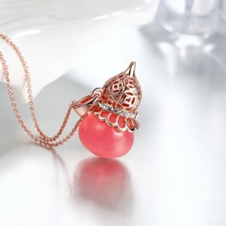 CALABASH DESIGN RESIN ZIRCON EMBELLISHED PENDANT NECKLACE FOR WOMEN (PINK AND ROSE GOLD)