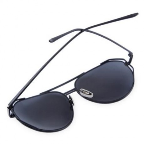FEMALE COLOR COATED OVERSIZE METAL FRAME SIMPLE DESIGN SUNGLASSES (BLACK)