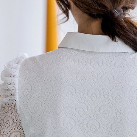 FASHIONABLE TURN-DOWN COLLAR LACE SPLICING LONG SLEEVE WOMEN'S BLOUSE