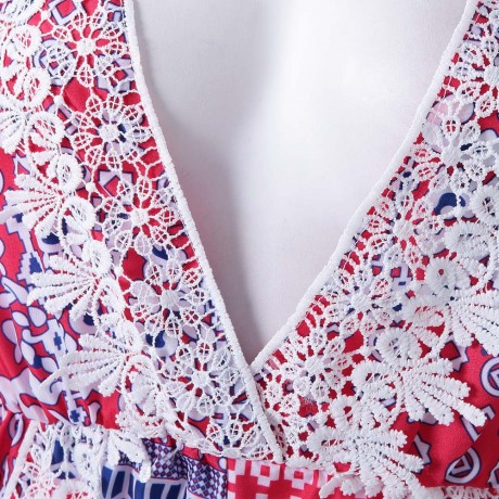 STYLISH PLUNGING NECK PRINTED LACE EMBELLISHED WOMEN'S ROMPER