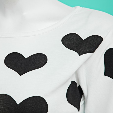 STYLISH SCOOP COLLAR LONG SLEEVE HEART PRINT ZIPPERED T-SHIRT FOR LADIES