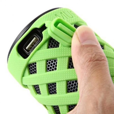 2 IN 1 WIRELESS BLUETOOTH 4.0 SPEAKER WATER RESISTANT POWER BANK FOR MOBILE PHONE / TABLET