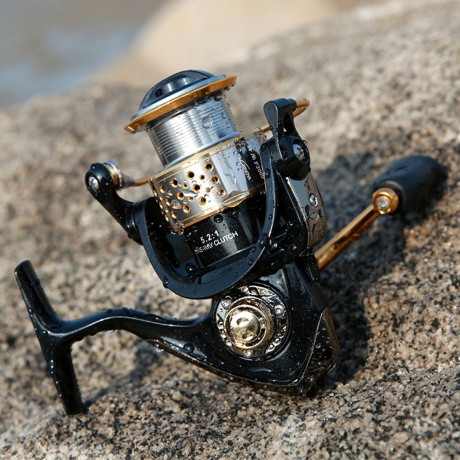 TSURINOYA DW2000 5:2:1 GEAR RATIO SPINNING FISHING REEL (COLOURMIX)