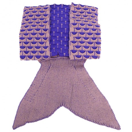 CHARMING MERMAID SHAPE GEOMETRIC DESIGN SMALL POCKET PATTERN BLANKET (PALE PINKISH GRAY)