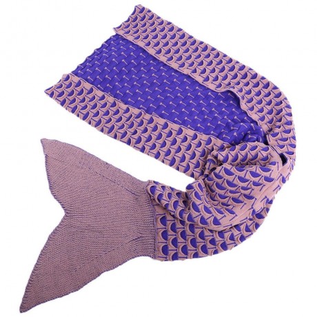 CHARMING MERMAID SHAPE GEOMETRIC DESIGN SMALL POCKET PATTERN BLANKET (PALE PINKISH GRAY)
