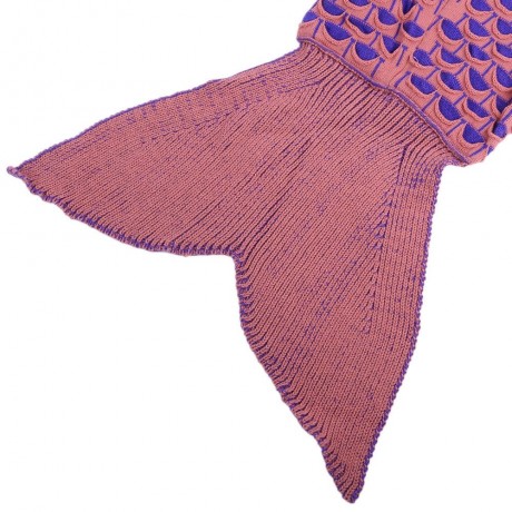 CHARMING MERMAID SHAPE GEOMETRIC DESIGN SMALL POCKET PATTERN BLANKET (ORANGEPINK)