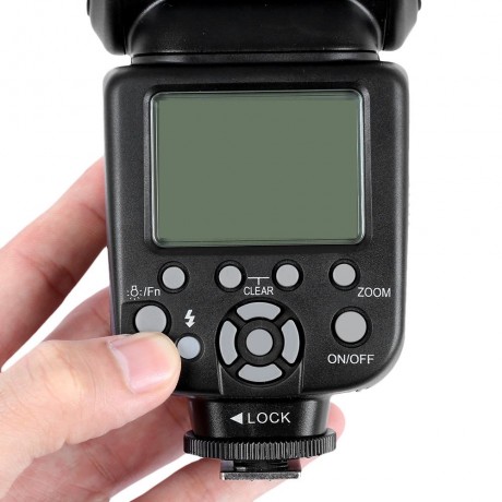 TRIOPO TR - 586EX CAMERA FLASHLIGHT SPEEDLITE WITH LCD SCREEN (BLACK)