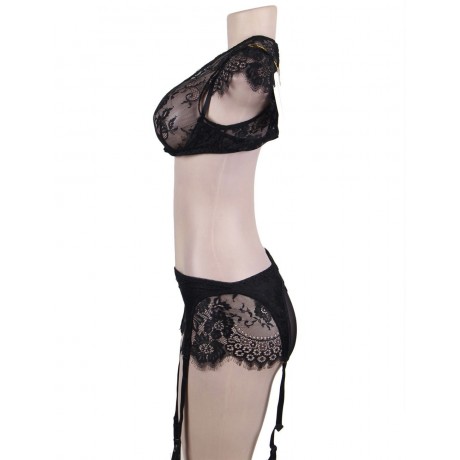 PLUS SIZE BLACK LACE HALTER BRA SET (SIZE XL/3XL)