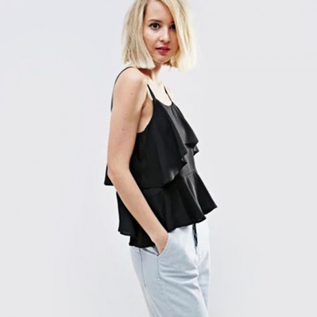 WOMEN'S CASUAL SPAGHETTI STRAP RUFFLE TANK TOP (BLACK, SIZE S/M/L)