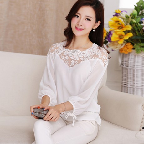 WOMEN'S LANTERN SLEEVE LACE SPLICED CHIFFON BLOUSE (WHITE, SIZE M/L/XL)