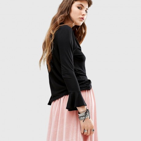 WOMEN'S V-NECK FLARE SLEEVE TOP BLOUSE (BLACK, SIZE S/M/L/XL)