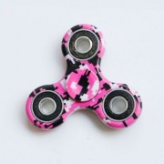 GRAPHIC PATTERN FOCUS TOY FIDGET HAND SPINNER (ROSE RED)