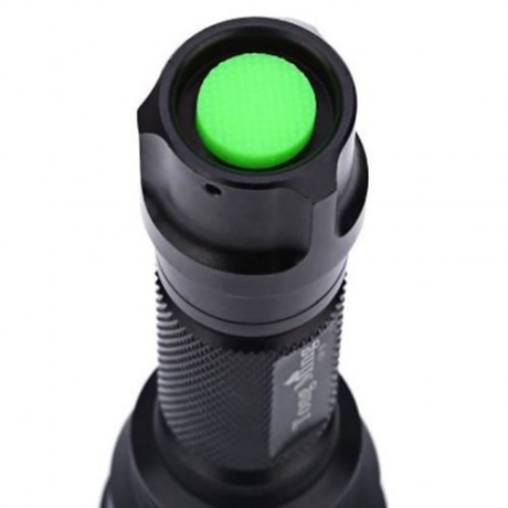TONGMING C8 CREE XPE 5W 300LM LED FLASHLIGHT WITH BATTERY CHARGER (BLACK)