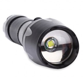 TONGMING AK - T6E T6 10W 500LM LED FLASHLIGHT WITH BATTERY CHARGER (BLACK)