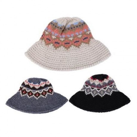 VINTAGE JACQUARD PATTERN COLOR MIXING KNITTED HAT FOR LADIES (BLACK)