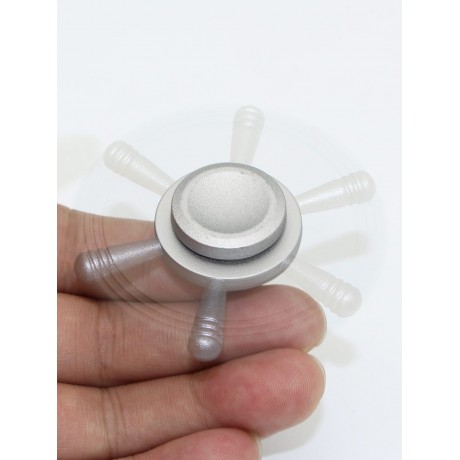 SHIP RUDDER FINGERTIP SPINNING TOP HAND SPINNER