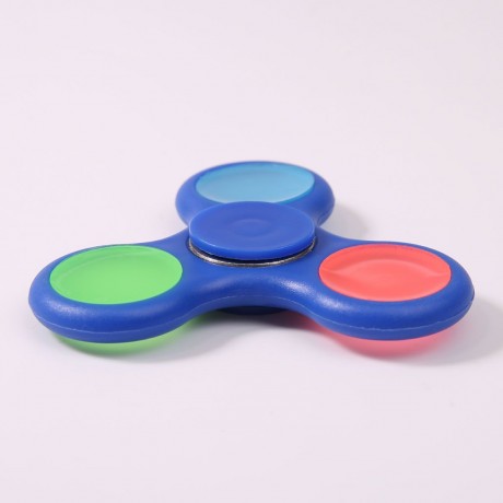 GLOW IN THE DARK TRI FIDGET TOY HAND SPINNER