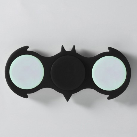 FIDDLE TOY COLORFUL FLASHING LED LIGHTS BAT FIDGET SPINNER