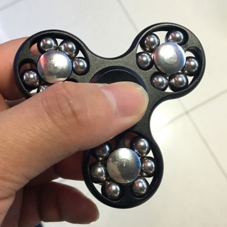 EDC FIDGET TOY HAND SPINNER WITH ROLLED BEADS