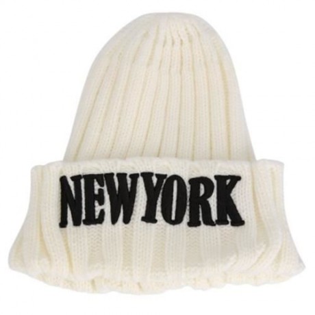 STYLISH LETTER PRINT SOLID COLOR LADIES KNITTED HAT (WHITE)