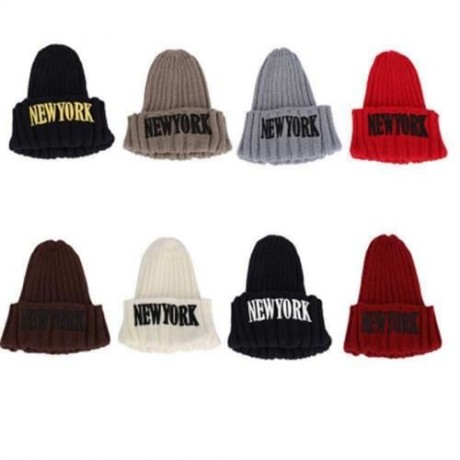 STYLISH LETTER PRINT SOLID COLOR LADIES KNITTED HAT (RED)