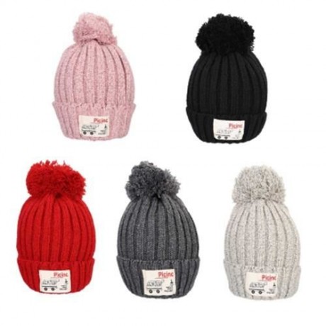 STYLISH CLOTH STICKING VENONAT LADIES WARM KNITTED HAT (GRAY)