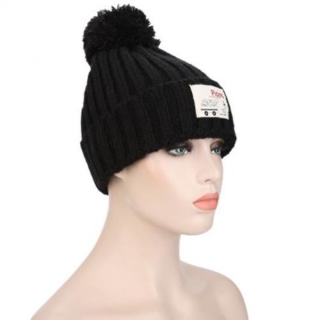 STYLISH CLOTH STICKING VENONAT LADIES WARM KNITTED HAT (BLACK)