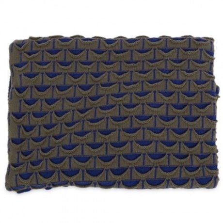 CHARMING MERMAID SHAPE GEOMETRIC DESIGN SMALL POCKET PATTERN BLANKET (KHAKI)