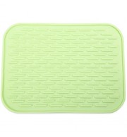 MULTIPURPOSE SILICONE FLEXIBLE NON-SLIP HEAT RESISTANT PAD MAT (GRASS GREEN)