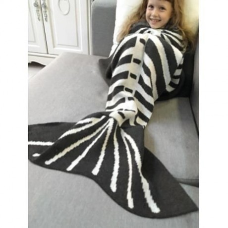 SUPER SOFT KNITTED FISHBONE KIDS WRAP HALLOWEEN MERMAID BLANKET AND THROWS (GREY AND WHITE