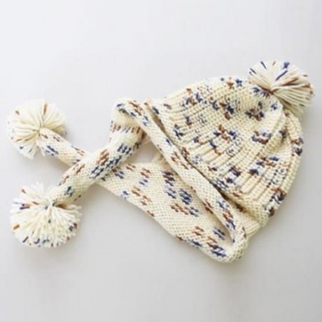 CHIC YARN BALL PENDANT DECORATED COLOR BLOCK KNITTED HAT FOR WOMEN (COLOR ASSORTED)