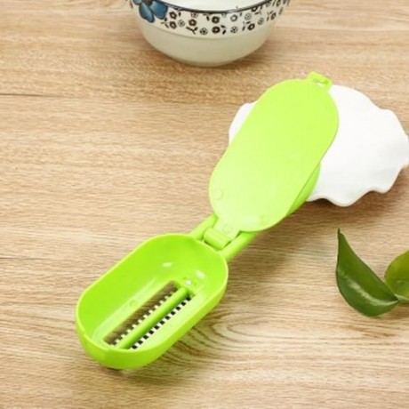 MULTIFUNCTIONAL STAINLESS STEEL FISH SCALE SCRAPER CLEANER (LAKE BLUE)