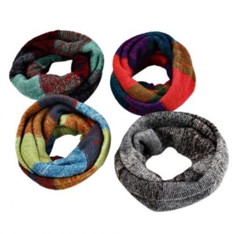 CASUAL COLOR BLOCK RAINBOW DESIGN LADIES WARM KNITTED SCARF (GREEN)