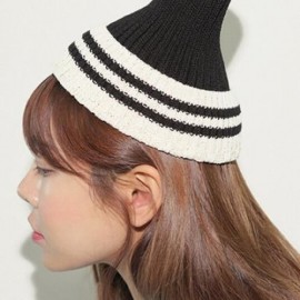 CHIC STRIPE PATTERN COLOR BLOCK KNITTED HAT FOR WOMEN (BLACK)