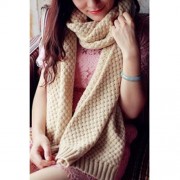 CHIC PETATE PATTERN SOLID COLOR KNITTED SCARF FOR WOMEN (COLOR ASSORTED)
