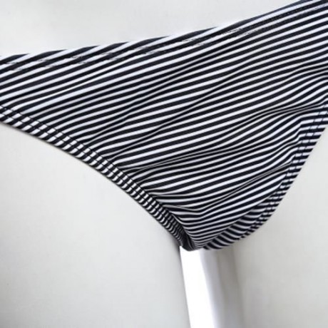 OUTDOOR SWIMMING TWO-PIECE STRIPE HALTER BIKINI SUIT (BLACK AND PINK)