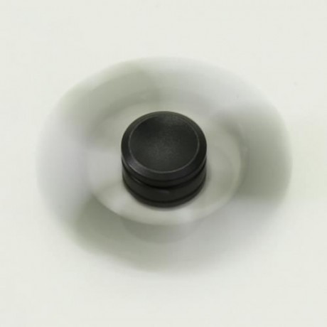 ALLOY FIDGET EDC TOY CLOVER SHAPED FINGER GYRO (BLACK)