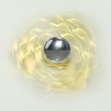 TRI GRID ALLOY FIDGET SPINNER FINGER PLAYTHING (GOLDEN)