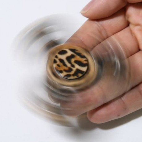 CAMOUFLAGE PRINT STRESS RELIEF FOCUS TOY FIDGET SPINNER (LEOPARD)