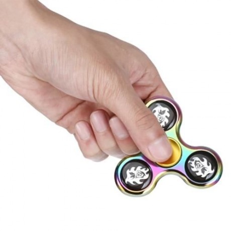 TRI-WING SKULL FIRE RAINBOW ZINC ALLOY ADHD FIDGET SPINNER STRESS RELIEF PRODUCT FIDGETING
