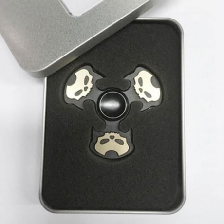 COOL SKULL FOCUS TOY METAL HAND FIDGET SPINNER (BLACK)