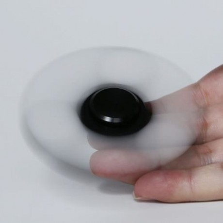 LED LIGHT HIGH SPEED FIDGET HAND SPINNER TOY (BLACK)