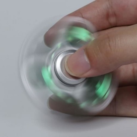 ZINC ALLOY FIDGET TOY FINGER SPINNER WITH FAUX CRYSTAL (GREEN)
