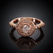 FASHIONABLE WOMEN'S RHINESTONE DECORATED ROUND ROSE GOLD RING (PLATINUM)