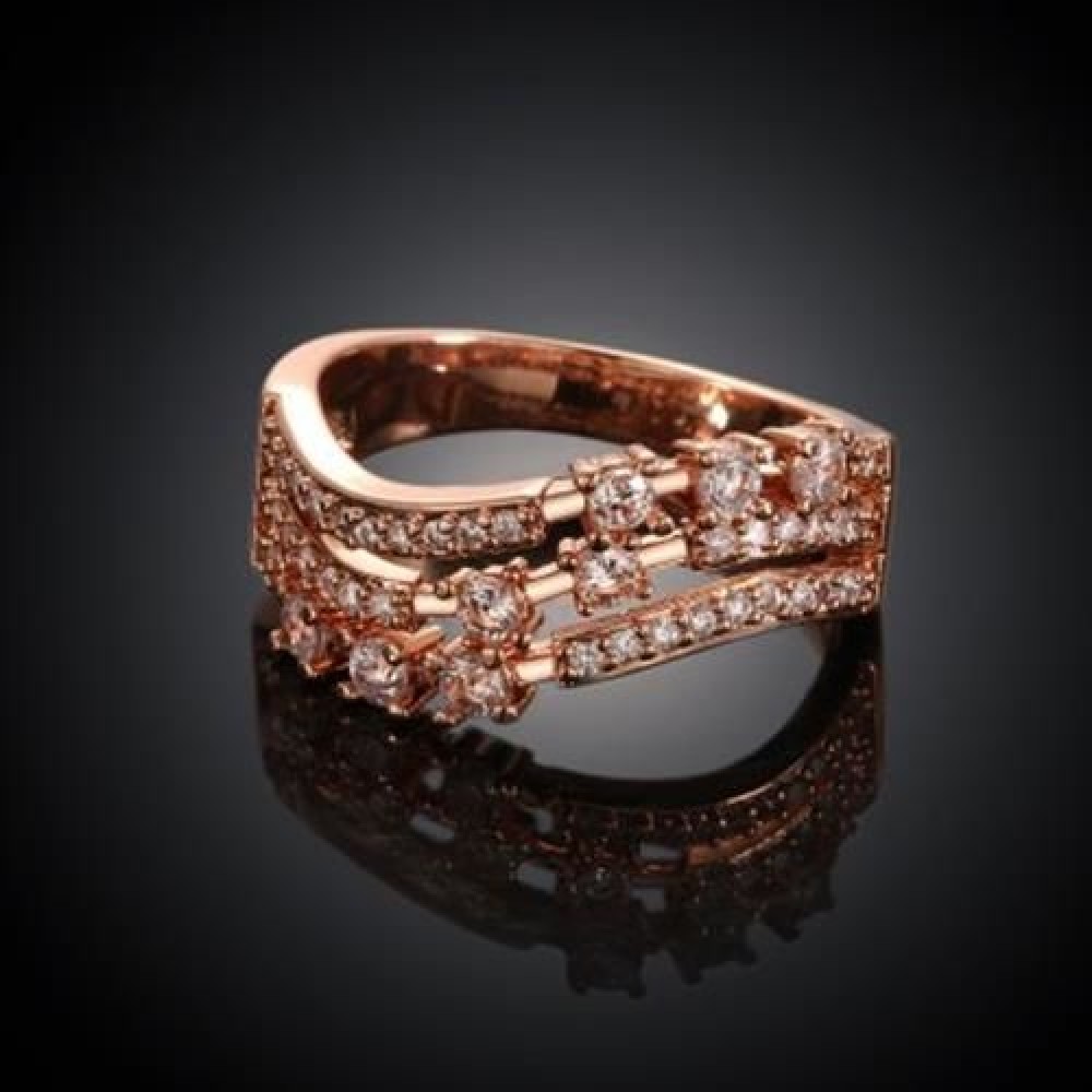 CHIC WOMEN'S RHINESTONE STREAMLINED RING (ROSE GOLD)