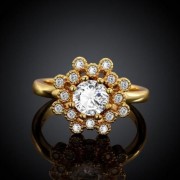 FASHIONABLE WOMEN'S RHINESTONE INLAID FLOWER RING (GOLDEN)