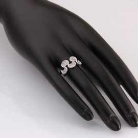 STYLISH WOMEN'S RHINESTONE INLAID WAVY SHAPE RING (PLATINUM)