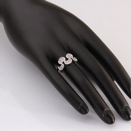 STYLISH WOMEN'S RHINESTONE INLAID WAVY SHAPE RING (PLATINUM)