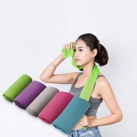 BLUEFIELD MULTI-FUNCTIONAL QUICK DRYING COOLING TOWEL (GREEN)